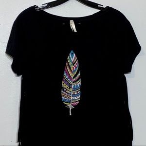 NWT Roper Feather Graphic‎ Fringe Trimmed T-shirt